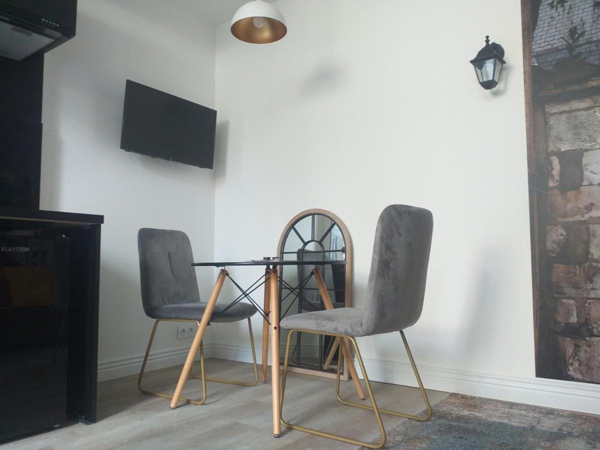Les Volets Bleus - Refaits à neuf, deux appartements et un studio, Jardin Bourges Extérieur photo