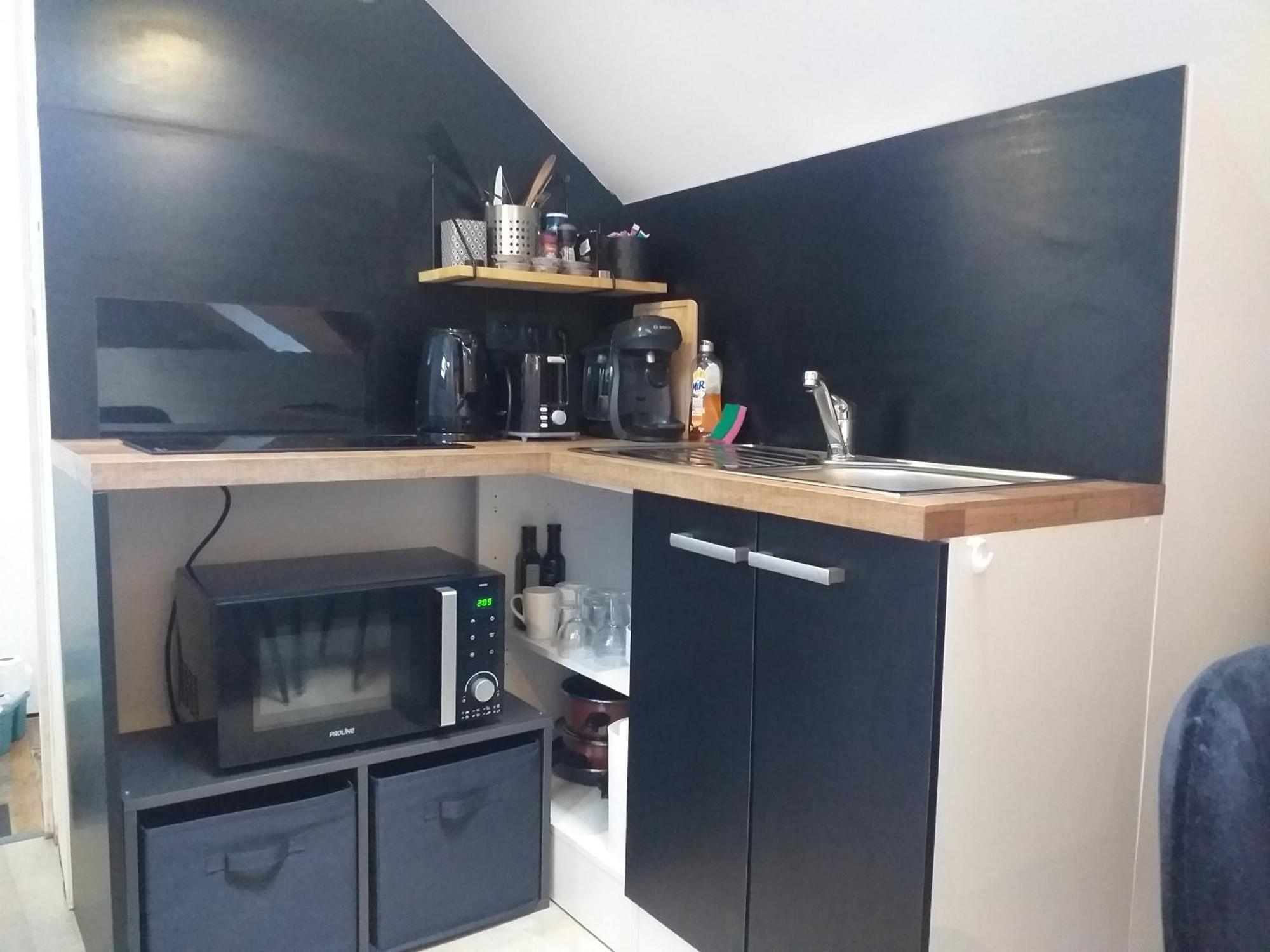Les Volets Bleus - Refaits à neuf, deux appartements et un studio, Jardin Bourges Chambre photo